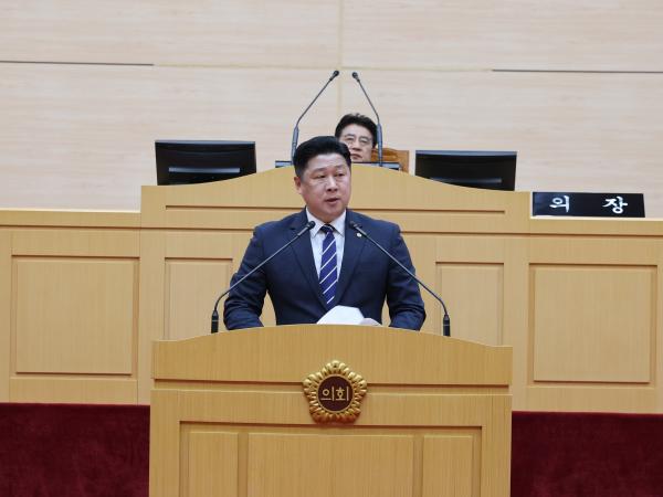 제390회 임시회 제1차 본회의 첨부이미지 : 25년04월30일 제390회 임시회 제1차 본회의 - 154.jpg