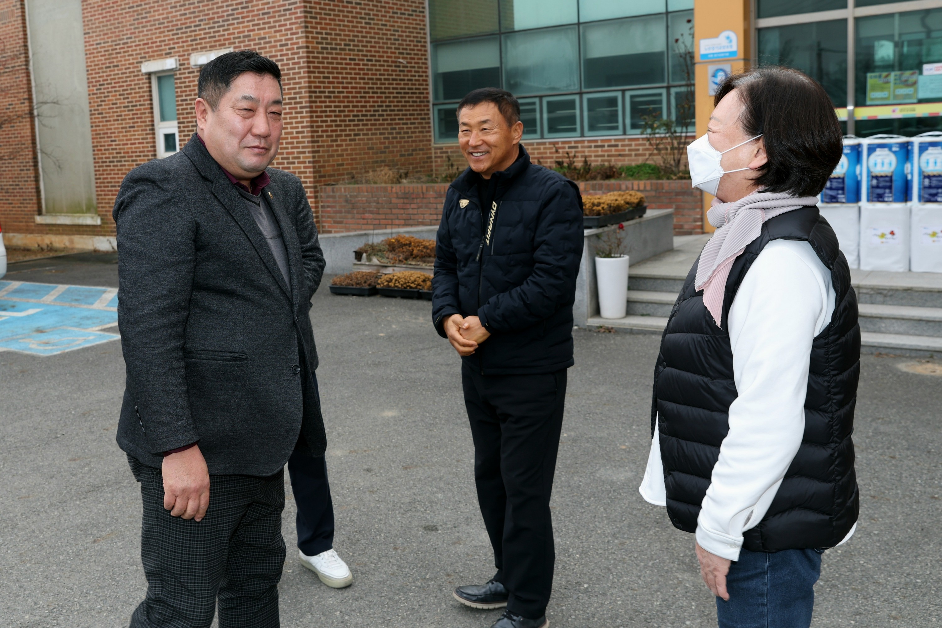 설 명절 사회복지시설 위문 첨부이미지 : 25년01월22일 설 명절 사회복지시설 위문 - 004.jpg