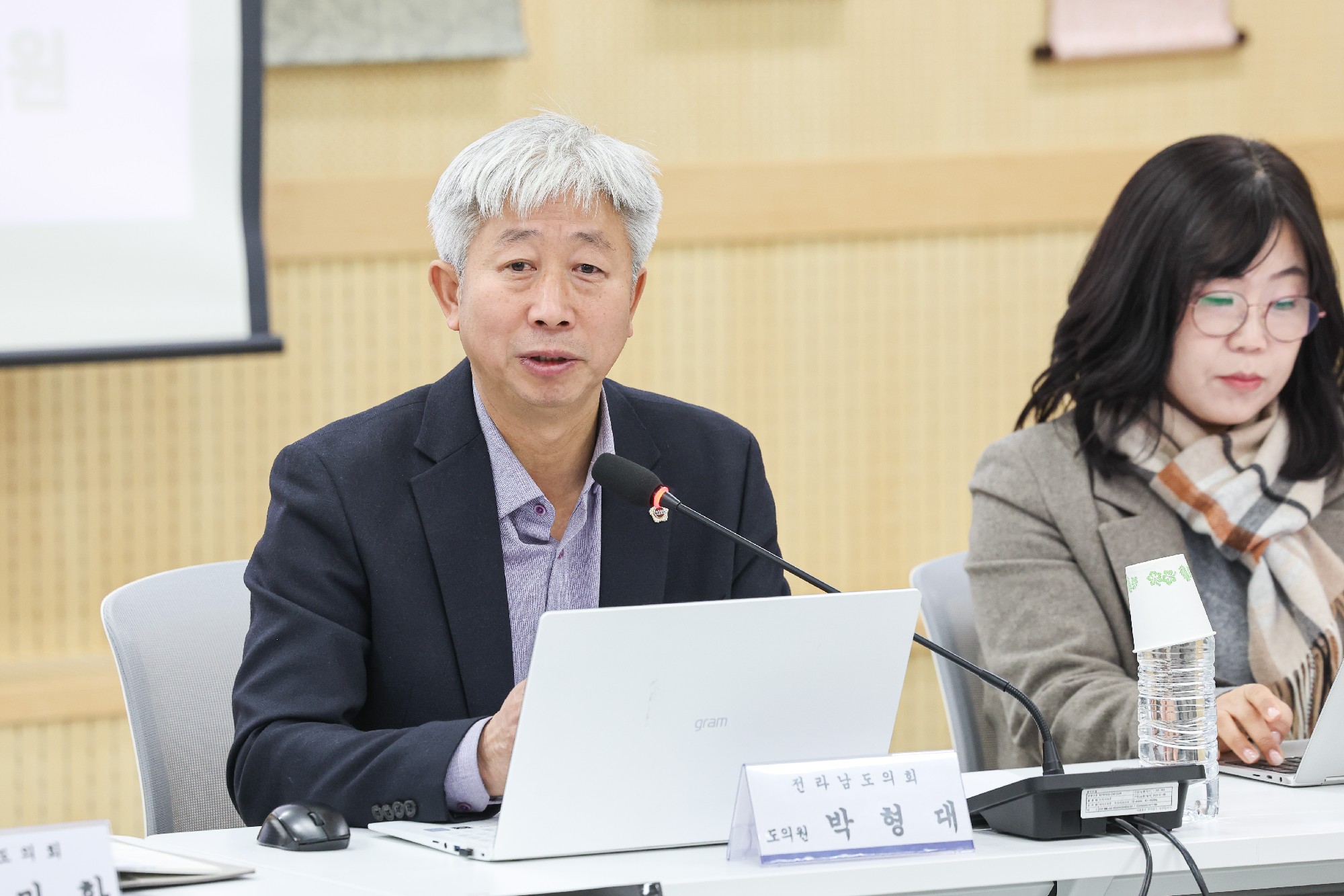 청년농업인 육성자금 배정 관련 전남 피해 현황과 대책 마련을 위한 간담회 첨부이미지 : 25년01월20일 청년농업인 육성자금 배정 관련 전남 피해 현황과 대책 마련을 위한 간담회_18.jpg