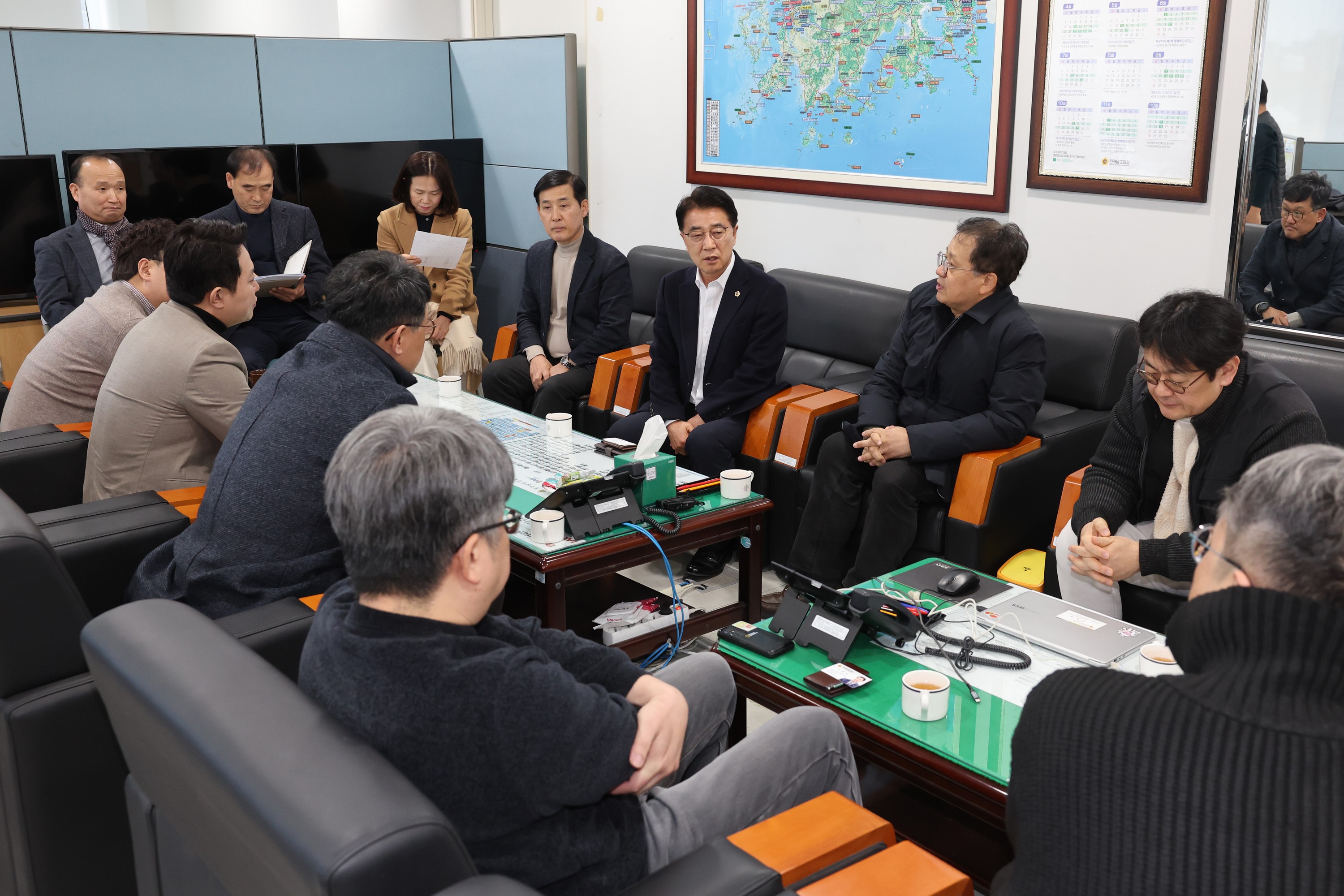 도의회 출입기자 간담회 첨부이미지 : 25년01월08일 도의회 출입기자 간담회 - 002.jpg