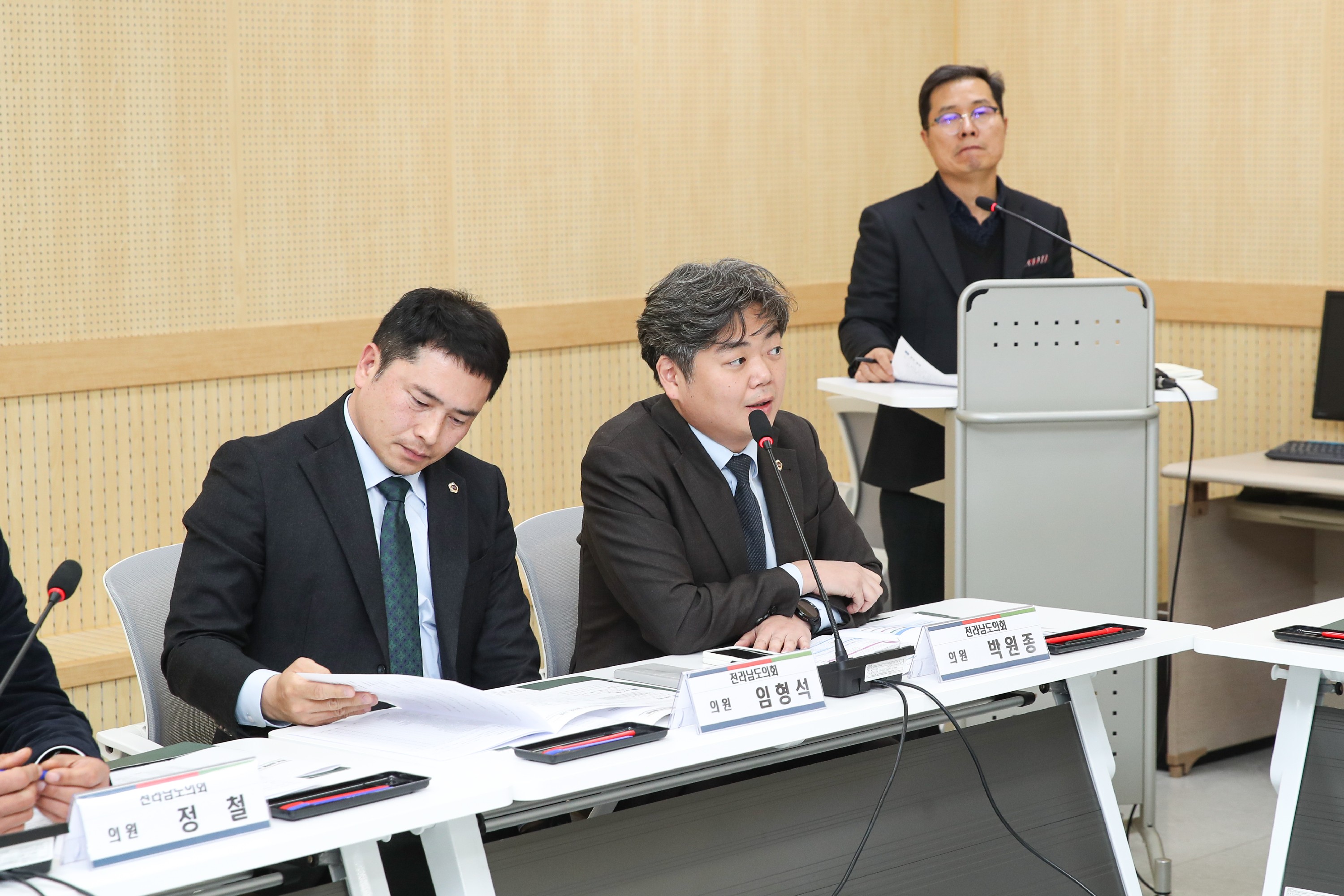전남 미래형 늘봄학교 집중지원단(TF) 1차 협의회 첨부이미지 : 24년12월27일 전남 미래형 늘봄학교 집중지원단(TF) 1차 협의회_10.jpg