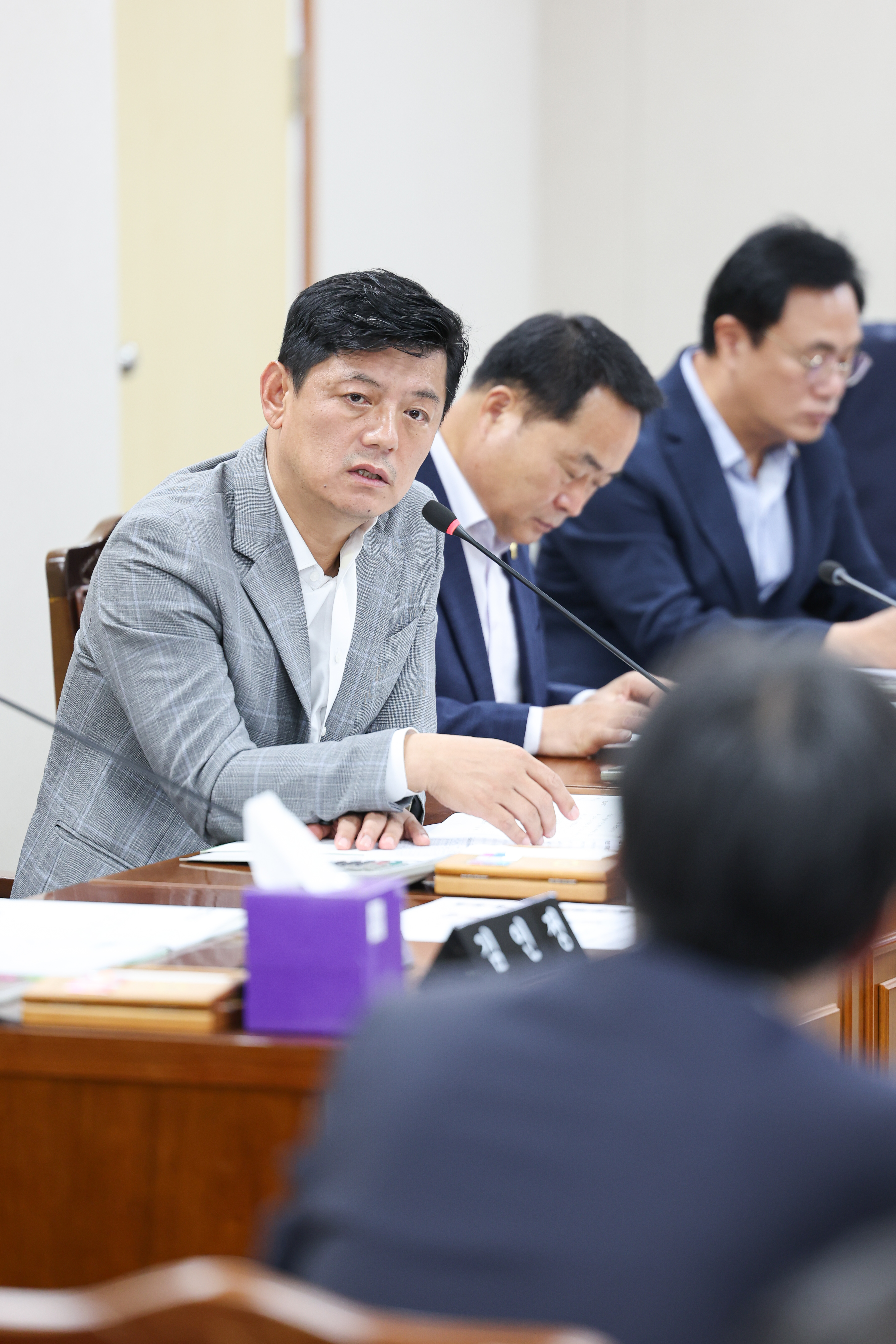 제392회 임시회 안전건설소방위원회 추경예산안 심사 첨부이미지 : 25년07월28일 제392회 임시회 안전건설소방위원회 추경예산안 심사 (17).jpg