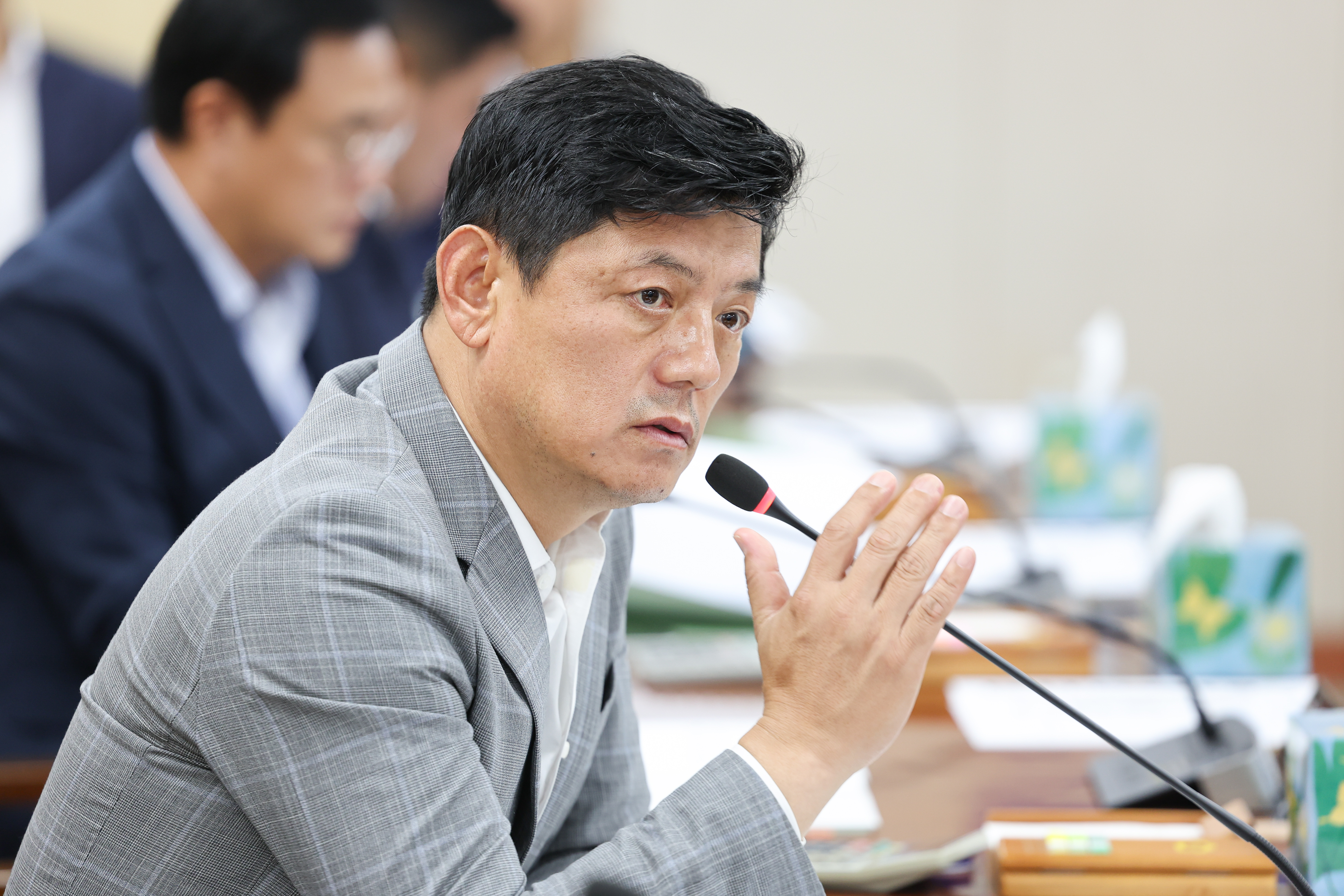 제392회 임시회 안전건설소방위원회 추경예산안 심사 첨부이미지 : 25년07월28일 제392회 임시회 안전건설소방위원회 추경예산안 심사 (12).jpg
