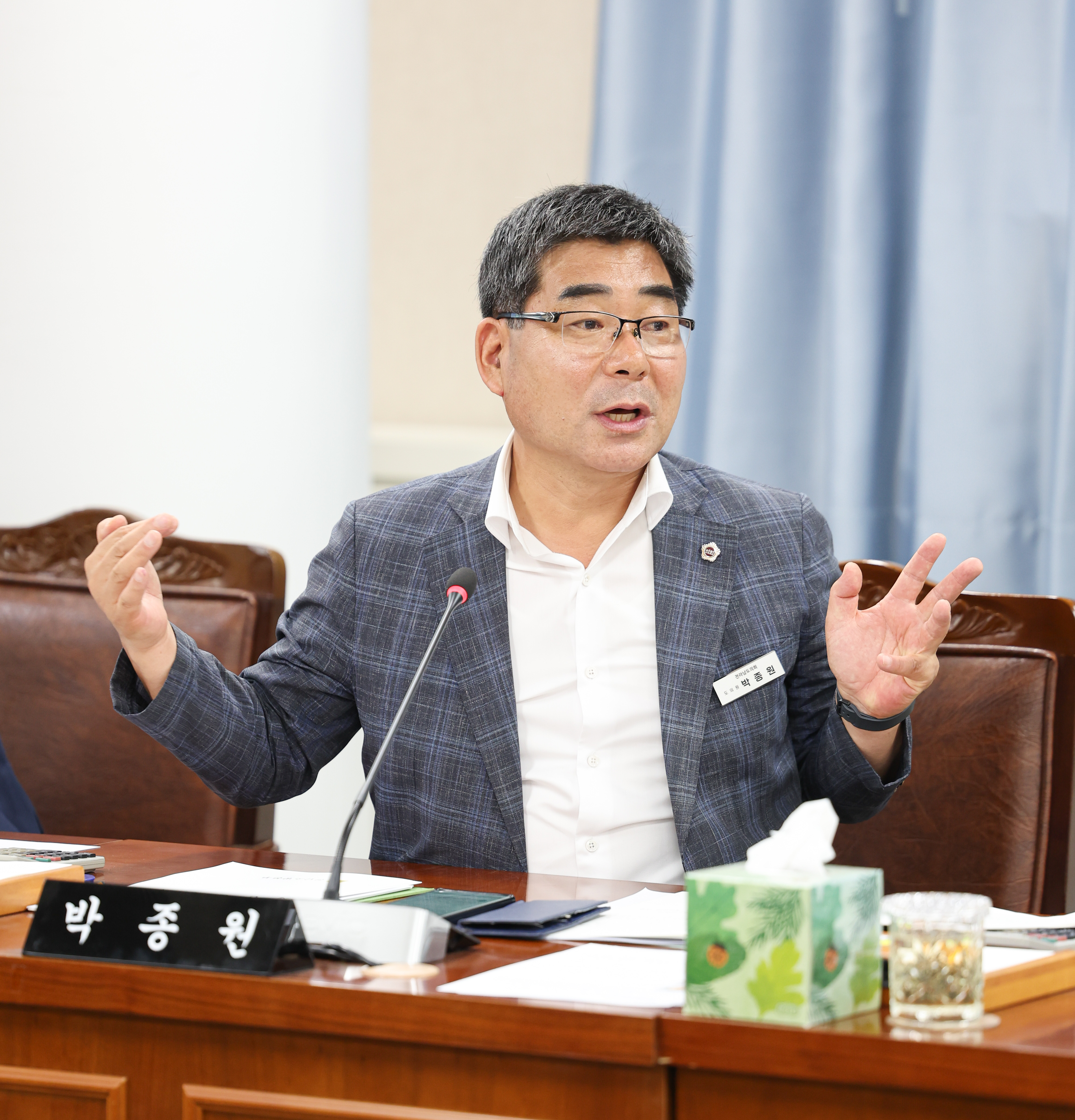 제392회 임시회 안전건설소방위원회 추경예산안 심사 첨부이미지 : 25년07월28일 제392회 임시회 안전건설소방위원회 추경예산안 심사 (23).jpg