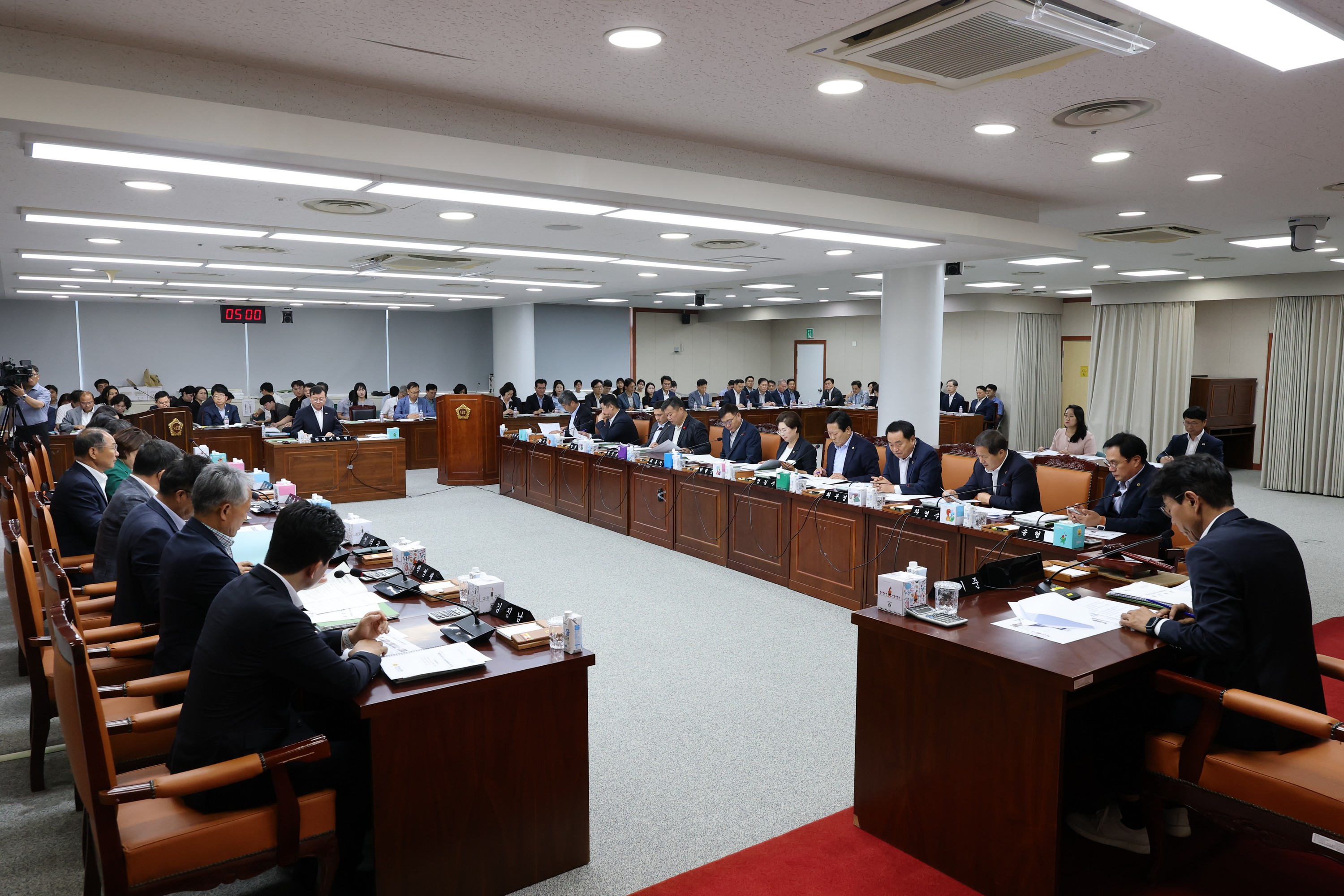 2025년 제2회 추가경정예산안 심사 첨부이미지 : 25년07월28일 2025년 제2회 추가경정예산안 심사 - 012.jpg
