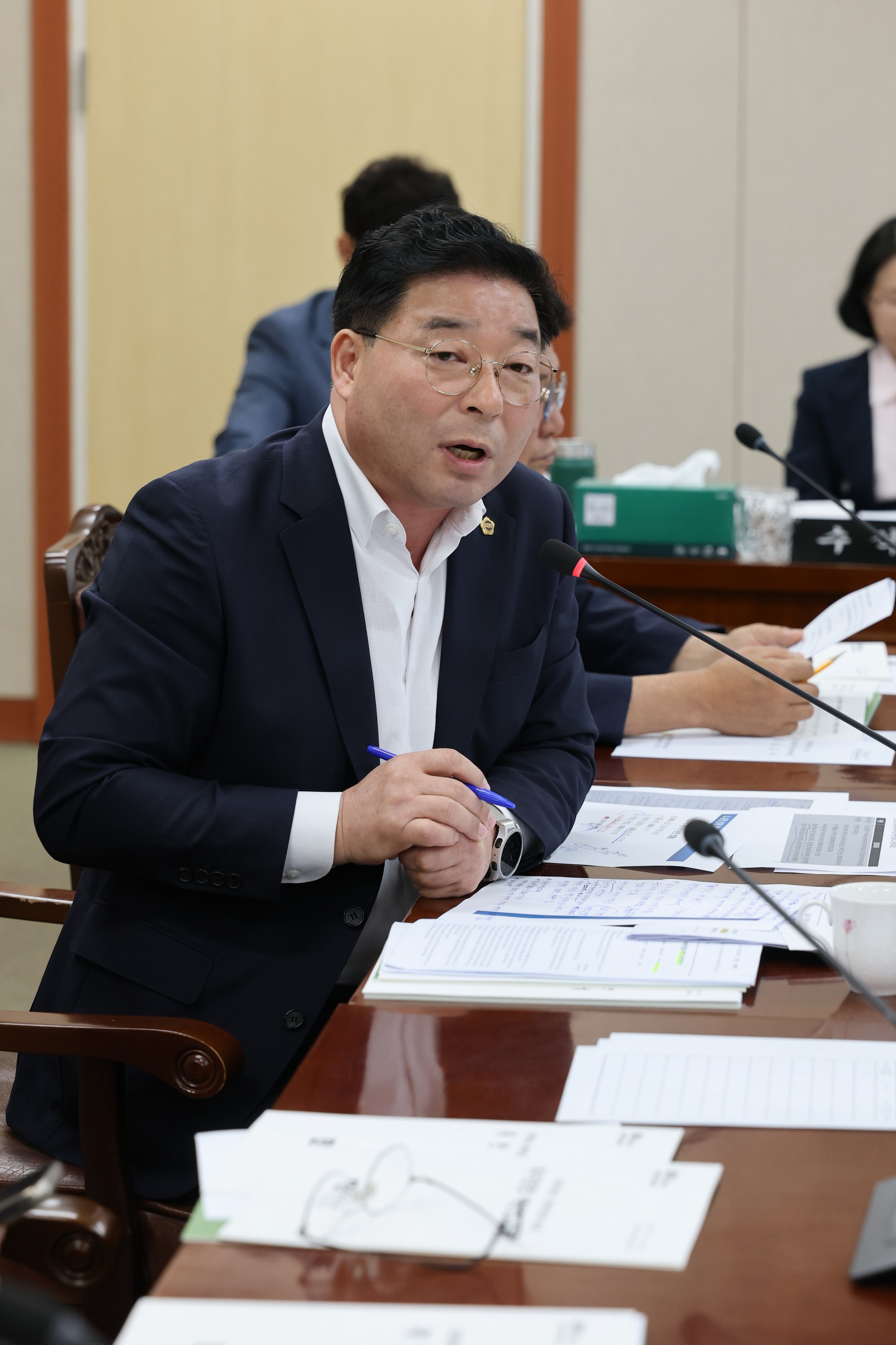 제392회 임시회 경제관광문화위원회 추경예산안 심사 첨부이미지 : 25년07월28일 제392회 임시회 경제관광문화위원회 추경예산안 심사 - 013.jpg