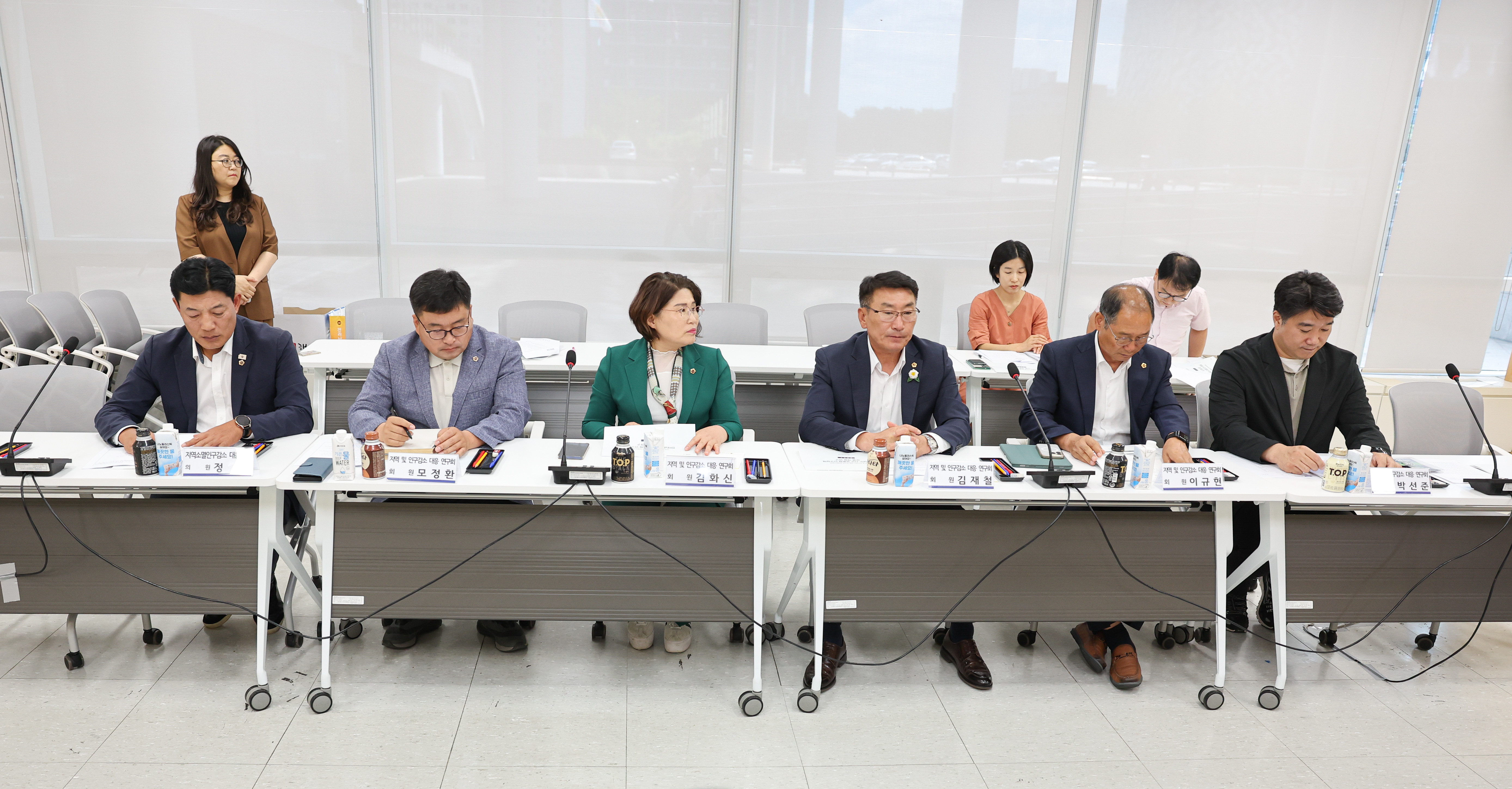 지역 및 인구감소 대응 연구회 용역 중간보고회, 지역소멸 인구감소 대응 TF 3차 회의 첨부이미지 : 25년07월28일 지역 및 인구감소 대응 연구회 용역 중간보고회_ 지역소멸 인구감소 대응 TF 3차 회의 (5).jpg