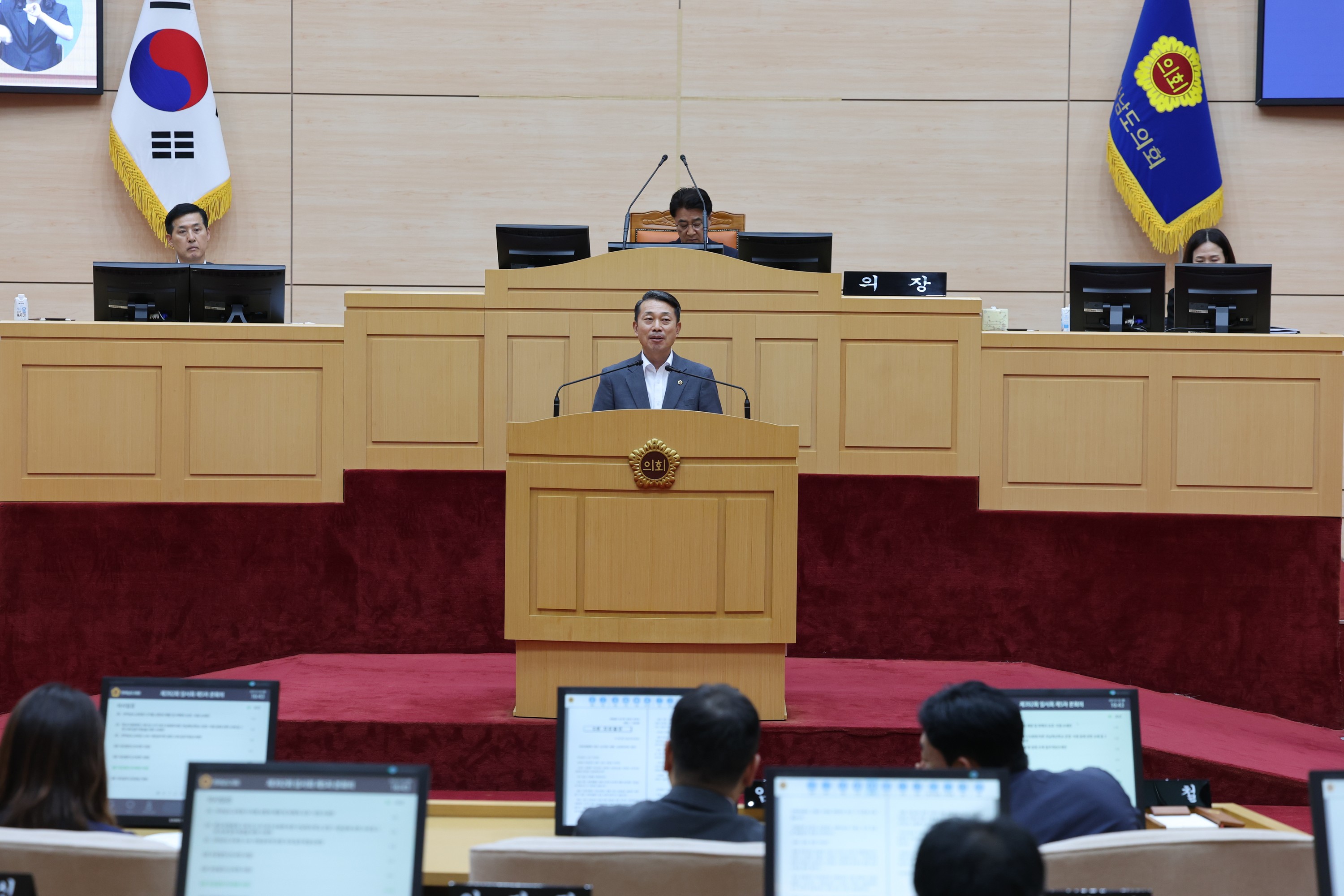 제392회 임시회 제5차 본회의 첨부이미지 : 25년07월28일 제392회 임시회 제5차 본회의 - 038.jpg