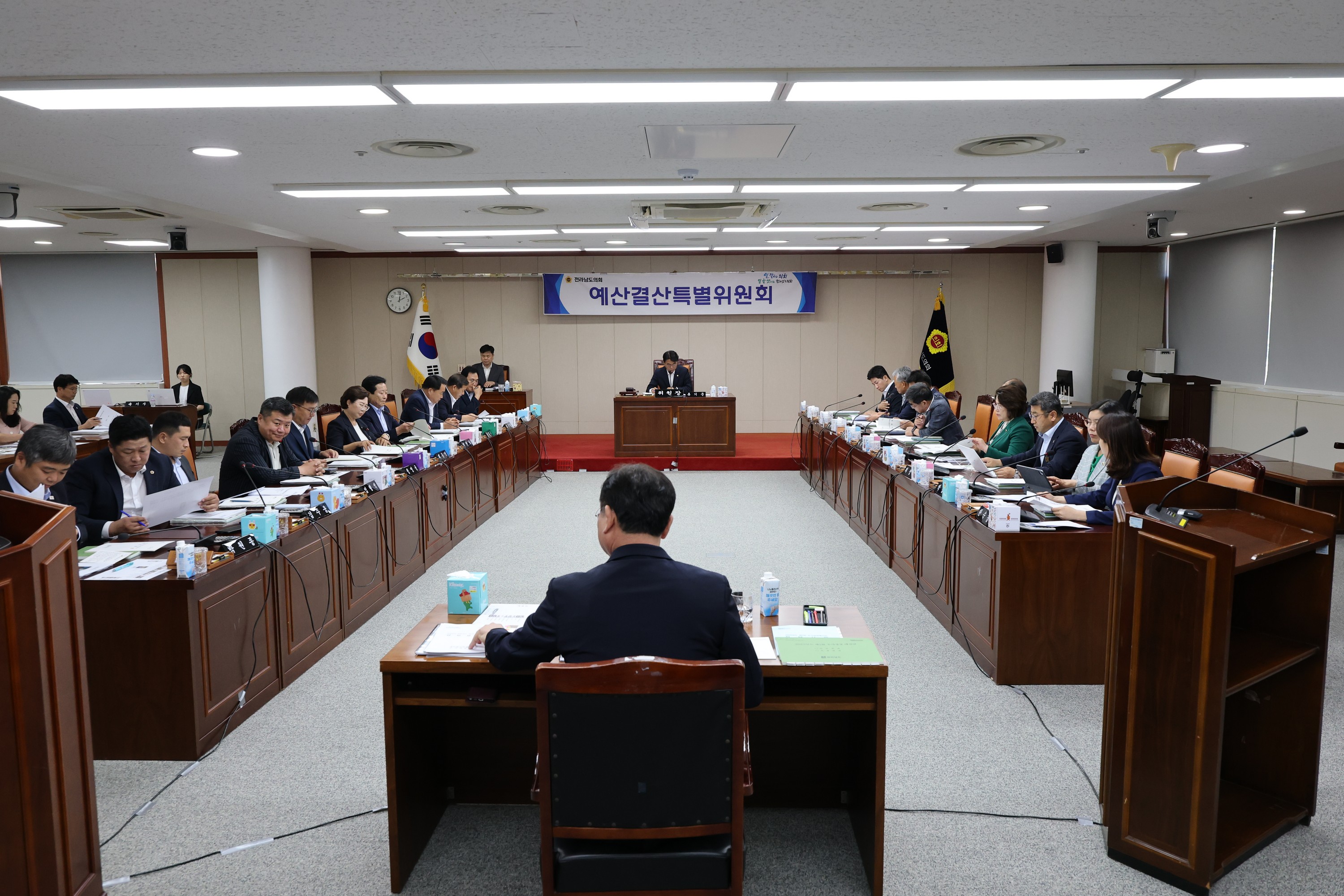 2025년 제2회 추가경정예산안 심사 첨부이미지 : 25년07월28일 2025년 제2회 추가경정예산안 심사 - 010.jpg