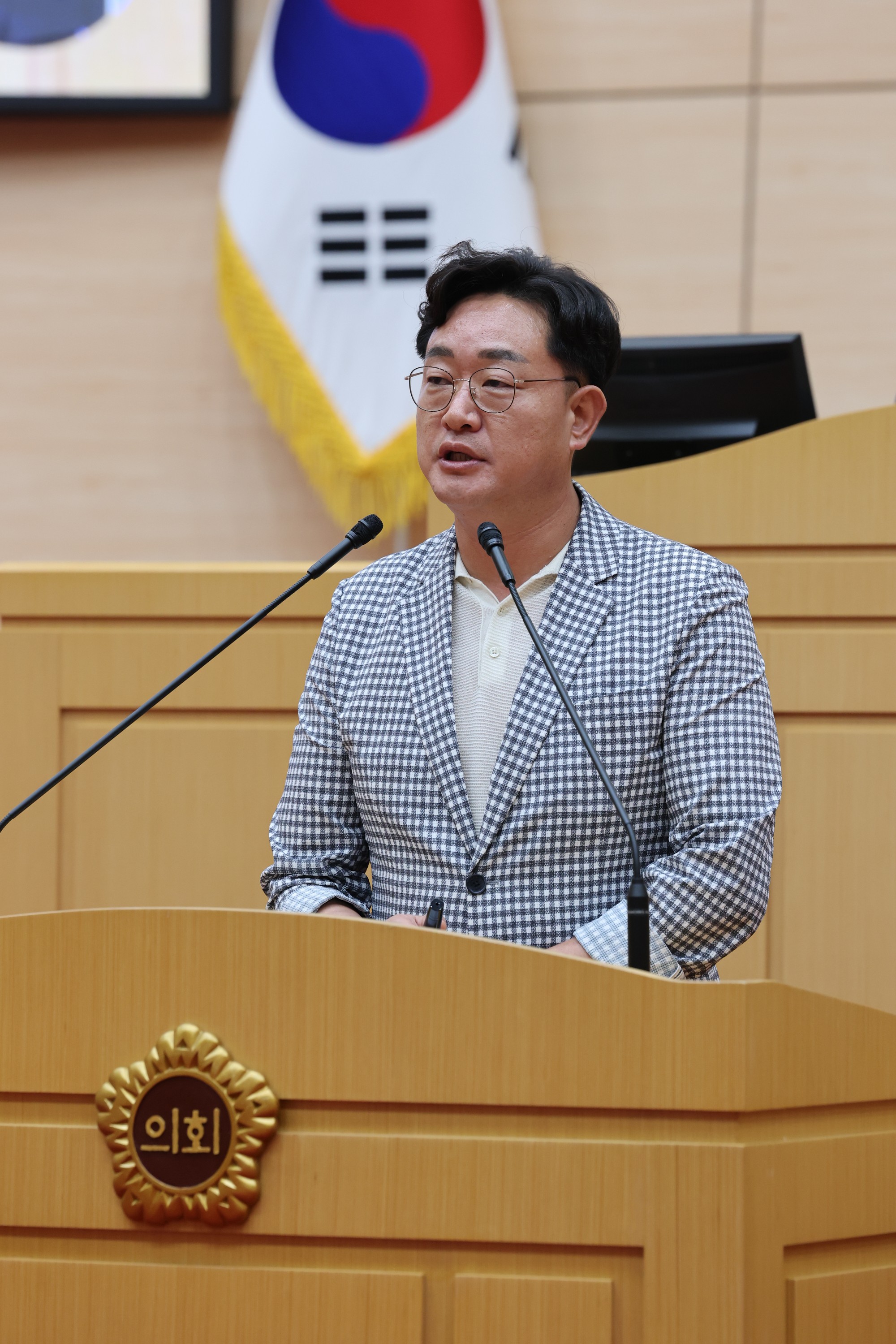 제392회 임시회 제5차 본회의 첨부이미지 : 25년07월28일 제392회 임시회 제5차 본회의 - 049.jpg