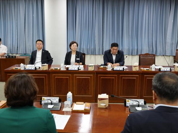 전라남도 통합대학교 국립의과대학 설립 지원 특별위원회 제1차 회의 첨부이미지 : 25년07월28일 전라남도 통합대학교 국립의과대학 설립 지원 특별위원회 제1차 회의 - 004.jpg