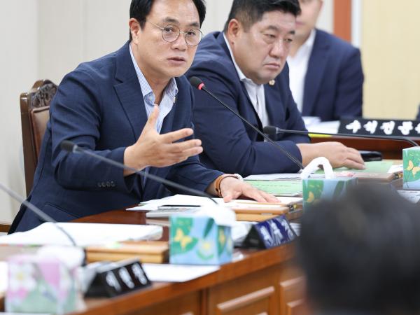 제392회 임시회 안전건설소방위원회 추경예산안 심사 첨부이미지 : 25년07월28일 제392회 임시회 안전건설소방위원회 추경예산안 심사 (8).jpg