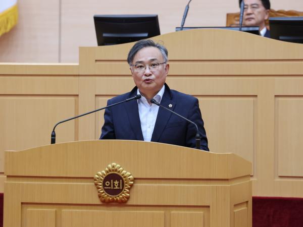 제392회 임시회 제5차 본회의 첨부이미지 : 25년07월28일 제392회 임시회 제5차 본회의 - 030.jpg