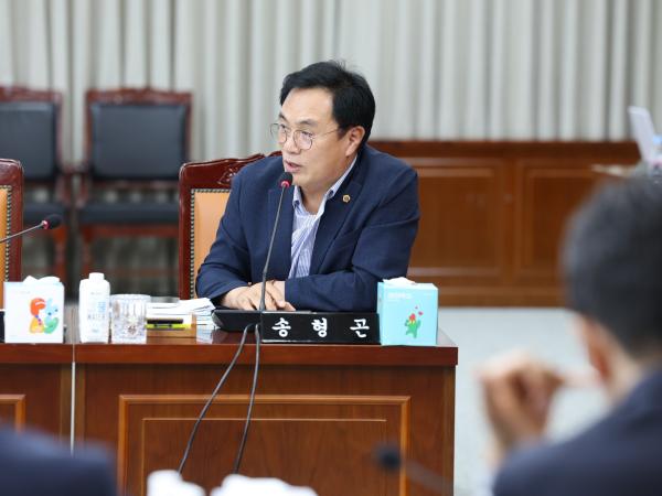 2025년 제2회 추가경정예산안 심사 첨부이미지 : 25년07월28일 2025년 제2회 추가경정예산안 심사 - 051.jpg