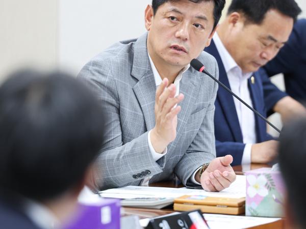 제392회 임시회 안전건설소방위원회 추경예산안 심사 첨부이미지 : 25년07월28일 제392회 임시회 안전건설소방위원회 추경예산안 심사 (13).jpg