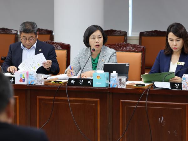 2025년 제2회 추가경정예산안 심사 첨부이미지 : 25년07월28일 2025년 제2회 추가경정예산안 심사 - 028.jpg