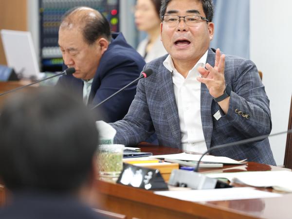 제392회 임시회 안전건설소방위원회 추경예산안 심사 첨부이미지 : 25년07월28일 제392회 임시회 안전건설소방위원회 추경예산안 심사 (28).jpg