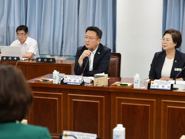 전라남도 통합대학교 국립의과대학 설립 지원 특별위원회 제1차 회의 첨부이미지 : 25년07월28일 전라남도 통합대학교 국립의과대학 설립 지원 특별위원회 제1차 회의 - 018.jpg