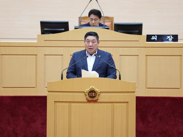 제392회 임시회 제5차 본회의 첨부이미지 : 25년07월28일 제392회 임시회 제5차 본회의 - 015.jpg