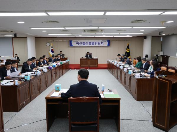 2025년 제2회 추가경정예산안 심사 첨부이미지 : 25년07월28일 2025년 제2회 추가경정예산안 심사 - 010.jpg