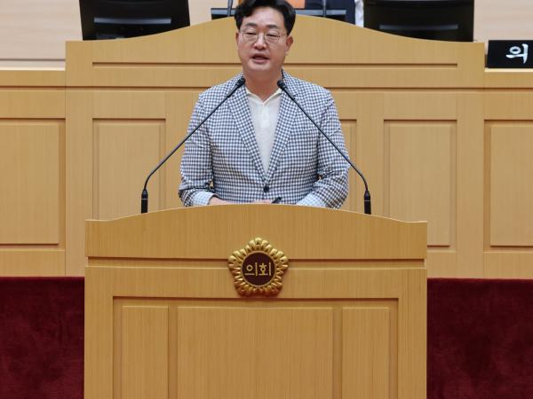 제392회 임시회 제5차 본회의 첨부이미지 : 25년07월28일 제392회 임시회 제5차 본회의 - 053.jpg