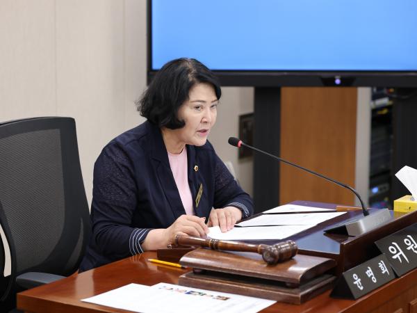 제392회 임시회 경제관광문화위원회 추경예산안 심사 첨부이미지 : 25년07월28일 제392회 임시회 경제관광문화위원회 추경예산안 심사 - 001.jpg