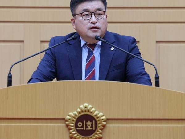 제392회 임시회 제5차 본회의 첨부이미지 : 25년07월28일 제392회 임시회 제5차 본회의 - 043.jpg