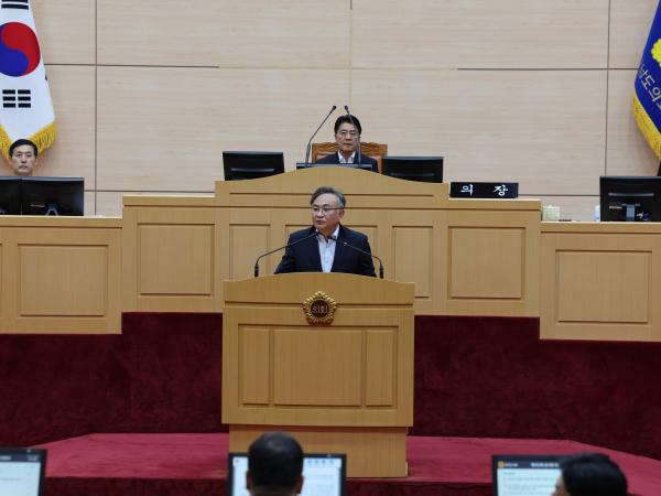 제392회 임시회 제5차 본회의 첨부이미지 : 25년07월28일 제392회 임시회 제5차 본회의 - 028.jpg