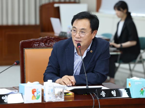 2025년 제2회 추가경정예산안 심사 첨부이미지 : 25년07월28일 2025년 제2회 추가경정예산안 심사 - 049.jpg