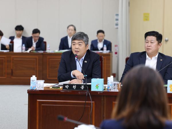 2025년 제2회 추가경정예산안 심사 첨부이미지 : 25년07월28일 2025년 제2회 추가경정예산안 심사 - 037.jpg