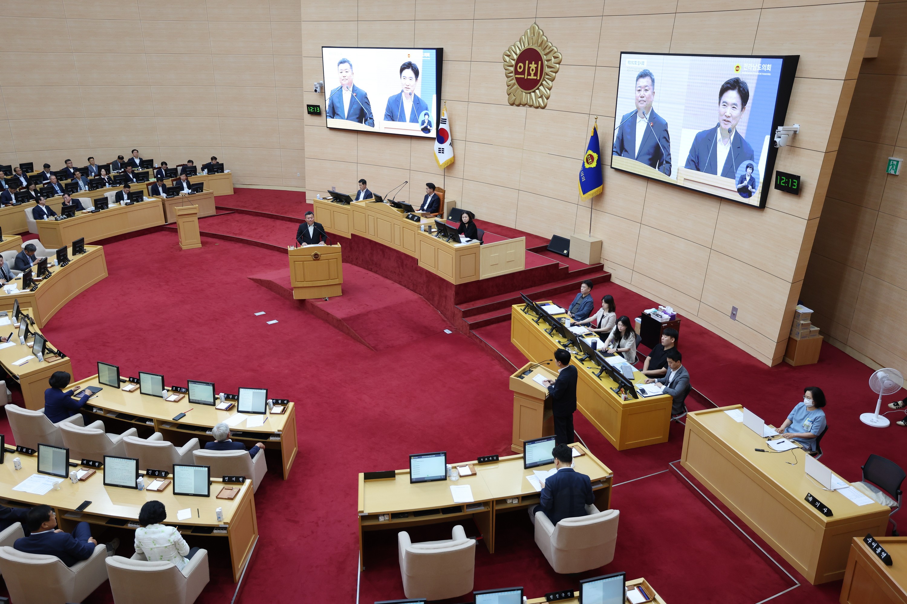 제392회 임시회 제4차 본회의 도정 및 교육행정 질문 첨부이미지 : 25년07월22일 제392회 임시회 제4차 본회의 도정 및 교육행정 질문 - 010.jpg