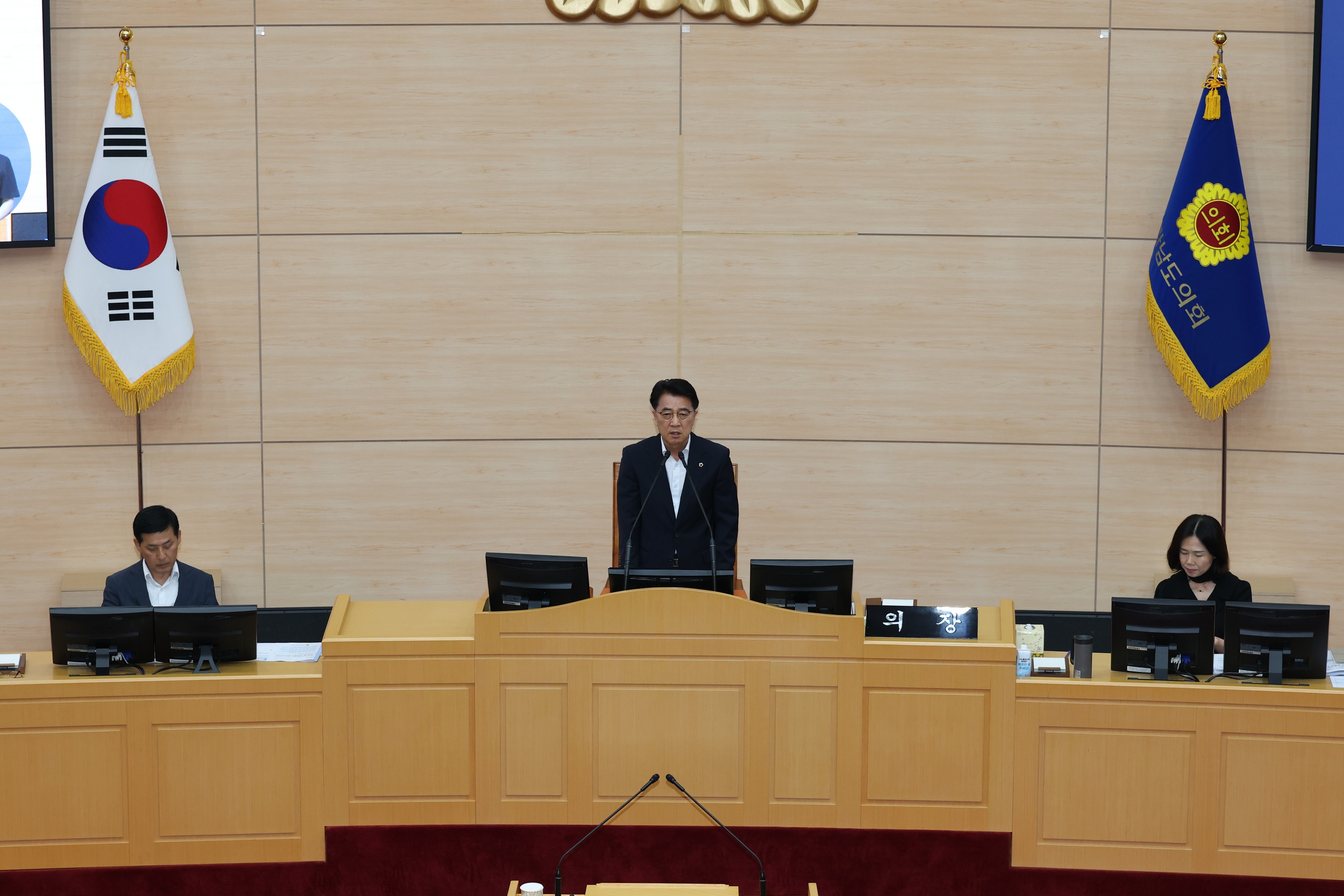 제392회 임시회 제4차 본회의 도정 및 교육행정 질문 첨부이미지 : 25년07월22일 제392회 임시회 제4차 본회의 도정 및 교육행정 질문 - 032.jpg