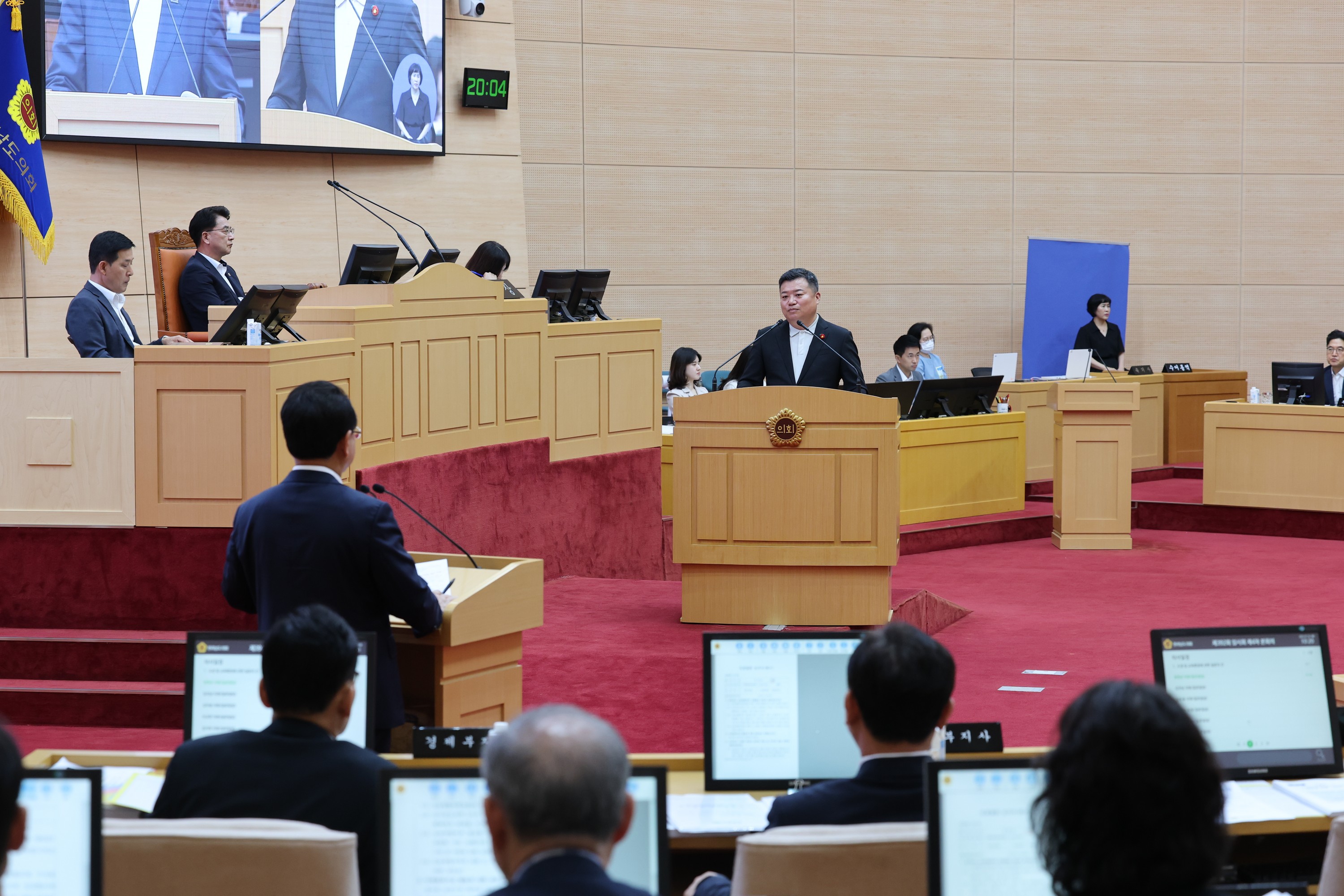제392회 임시회 제4차 본회의 도정 및 교육행정 질문 첨부이미지 : 25년07월22일 제392회 임시회 제4차 본회의 도정 및 교육행정 질문 - 050.jpg