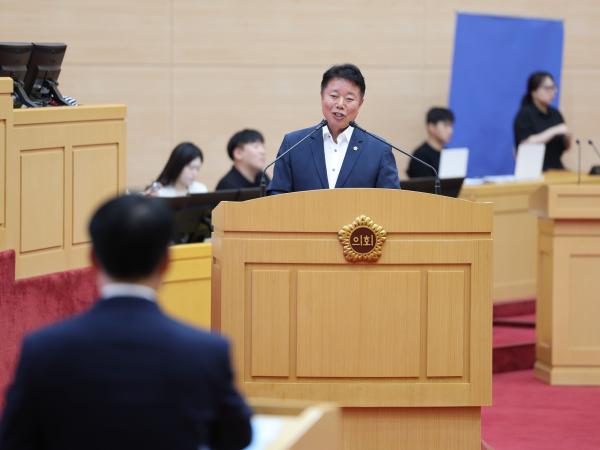 제392회 임시회 제4차 본회의 도정 및 교육행정 질문 첨부이미지 : 25년07월22일 제392회 임시회 제4차 본회의 도정 및 교육행정 질문 - 018.jpg