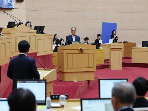 제392회 임시회 제4차 본회의 도정 및 교육행정 질문 첨부이미지 : 25년07월22일 제392회 임시회 제4차 본회의 도정 및 교육행정 질문 - 086.jpg