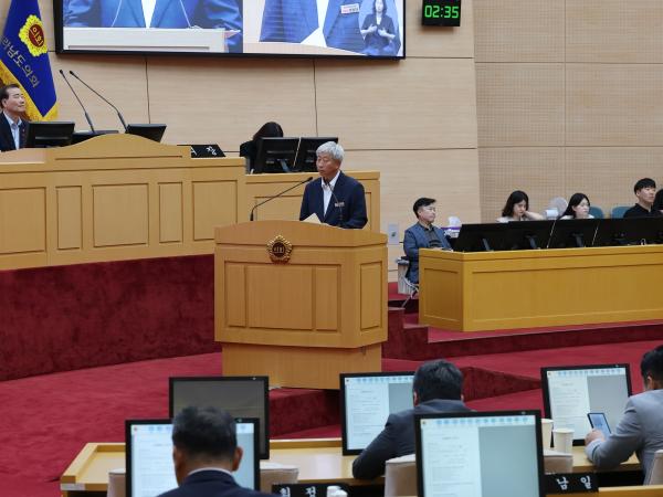 제392회 임시회 제4차 본회의 도정 및 교육행정 질문 첨부이미지 : 25년07월22일 제392회 임시회 제4차 본회의 도정 및 교육행정 질문 - 099.jpg