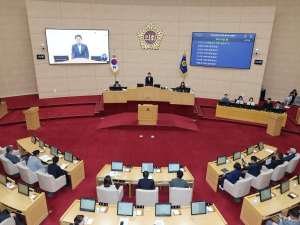 제392회 임시회 제4차 본회의 도정 및 교육행정 질문 첨부이미지 : 25년07월22일 제392회 임시회 제4차 본회의 도정 및 교육행정 질문 - 031.jpg