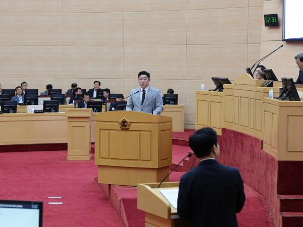제392회 임시회 제4차 본회의 도정 및 교육행정 질문 첨부이미지 : 25년07월22일 제392회 임시회 제4차 본회의 도정 및 교육행정 질문 - 108.jpg