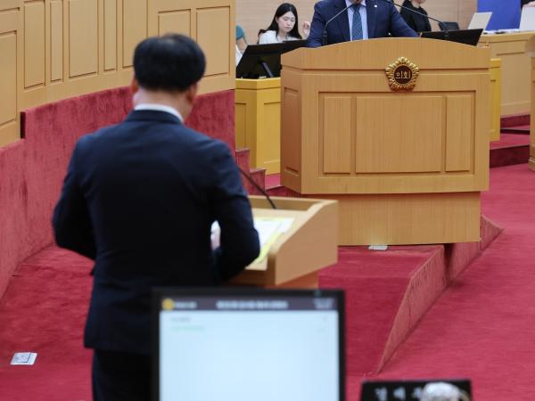 제392회 임시회 제4차 본회의 도정 및 교육행정 질문 첨부이미지 : 25년07월22일 제392회 임시회 제4차 본회의 도정 및 교육행정 질문 - 116.jpg
