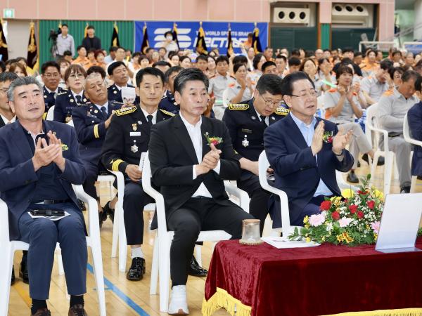 도 의용소방대 연합회장 이ㆍ취임식 첨부이미지 : 25년07월24일 도 의용소방대 연합회장 이ㆍ취임식 - 019.jpg