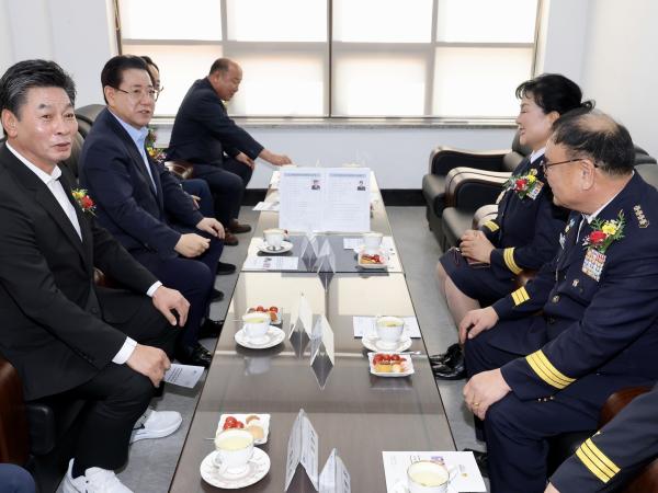도 의용소방대 연합회장 이ㆍ취임식 첨부이미지 : 25년07월24일 도 의용소방대 연합회장 이ㆍ취임식 - 009.jpg