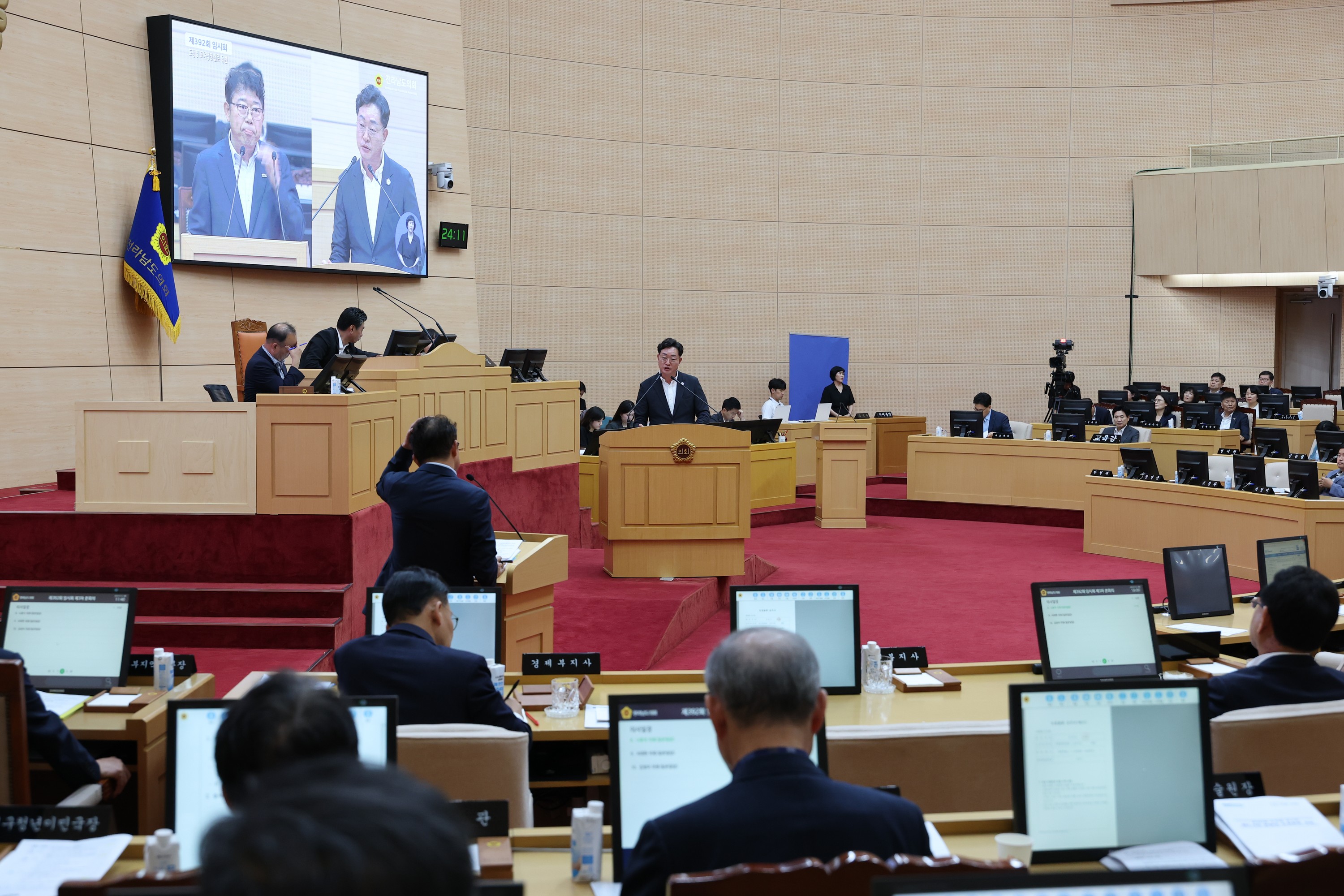 제392회 임시회 제3차 본회의 도정 및 교육행정 질문 첨부이미지 : 25년07월21일 제392회 임시회 제3차 본회의 도정 및 교육행정 질문 - 176.jpg