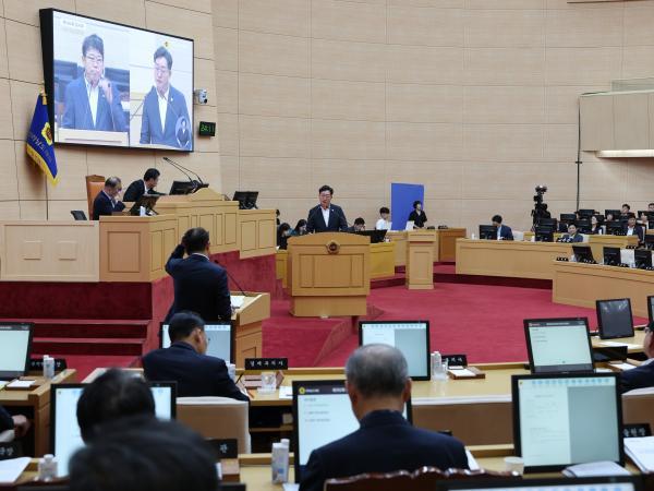 제392회 임시회 제3차 본회의 도정 및 교육행정 질문 첨부이미지 : 25년07월21일 제392회 임시회 제3차 본회의 도정 및 교육행정 질문 - 176.jpg