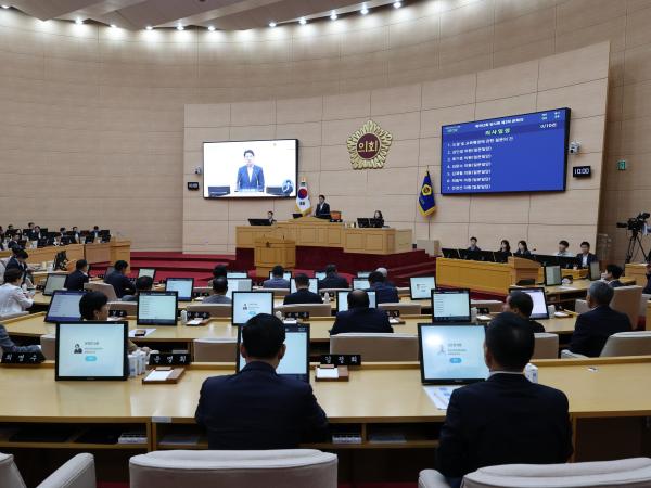 제392회 임시회 제3차 본회의 도정 및 교육행정 질문 첨부이미지 : 25년07월21일 제392회 임시회 제3차 본회의 도정 및 교육행정 질문 - 039.jpg