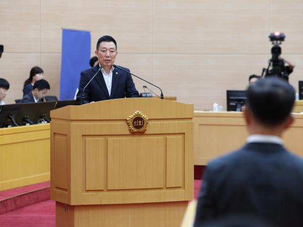 제392회 임시회 제3차 본회의 도정 및 교육행정 질문 첨부이미지 : 25년07월21일 제392회 임시회 제3차 본회의 도정 및 교육행정 질문 - 060.jpg