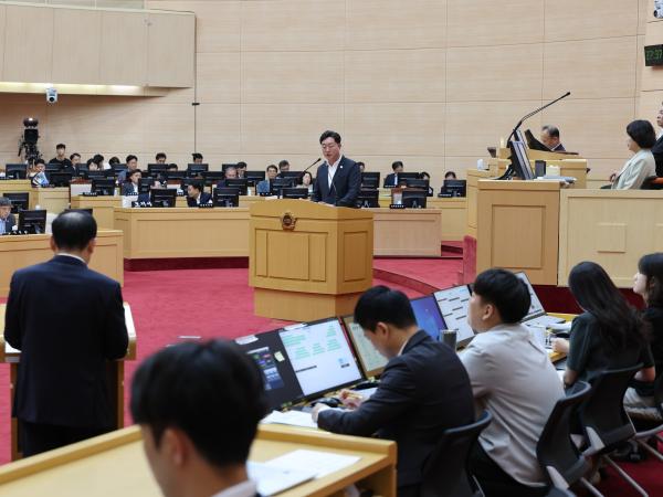 제392회 임시회 제3차 본회의 도정 및 교육행정 질문 첨부이미지 : 25년07월21일 제392회 임시회 제3차 본회의 도정 및 교육행정 질문 - 173.jpg