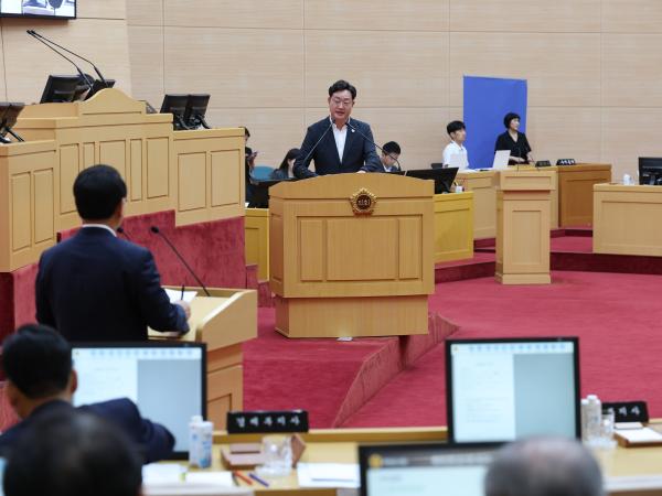 제392회 임시회 제3차 본회의 도정 및 교육행정 질문 첨부이미지 : 25년07월21일 제392회 임시회 제3차 본회의 도정 및 교육행정 질문 - 048.jpg