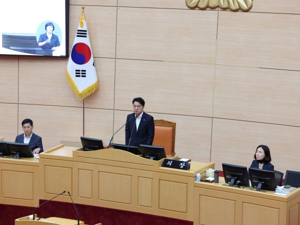 제392회 임시회 제3차 본회의 도정 및 교육행정 질문 첨부이미지 : 25년07월21일 제392회 임시회 제3차 본회의 도정 및 교육행정 질문 - 005.jpg