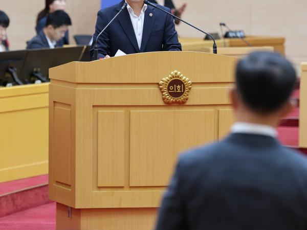 제392회 임시회 제3차 본회의 도정 및 교육행정 질문