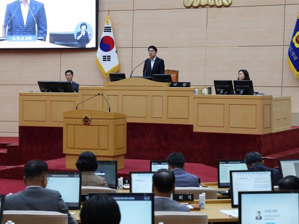 제392회 임시회 제3차 본회의 도정 및 교육행정 질문 첨부이미지 : 25년07월21일 제392회 임시회 제3차 본회의 도정 및 교육행정 질문 - 041.jpg